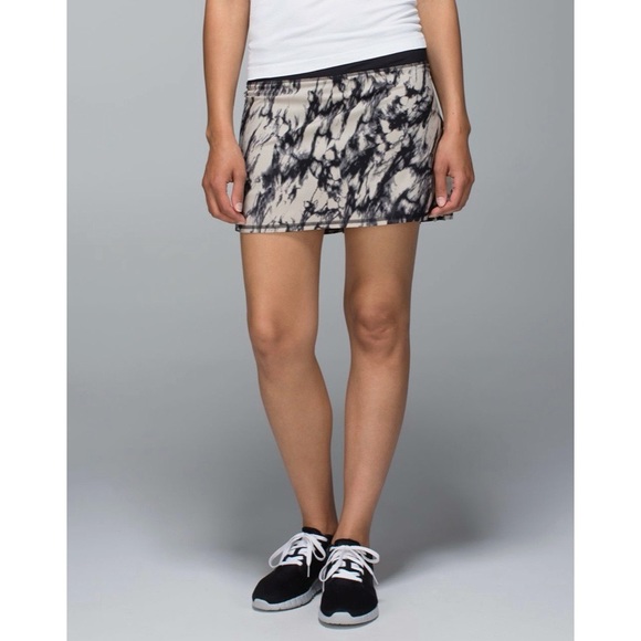 lululemon Pace Setter Running /Tennis Skirt 4 - Picture 2 of 11